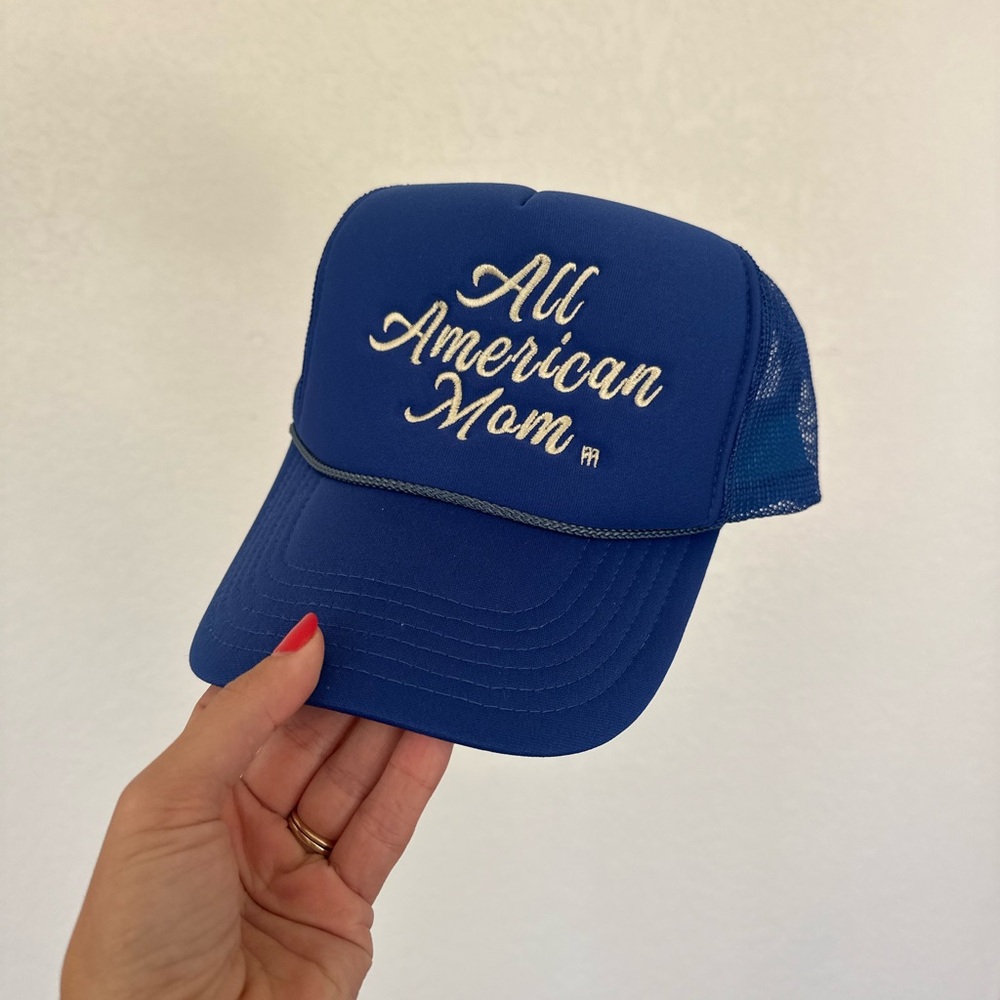 Momday hat